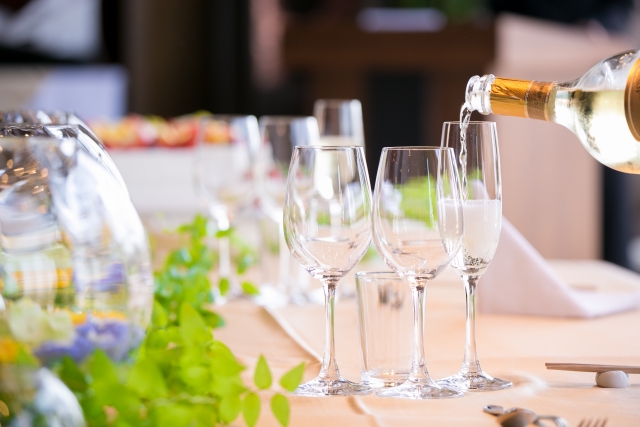 1万円以下で高級感を楽しめるシャンパン銘柄7選 Sake Mania 1万円以下で高級感を楽しめるシャンパン銘柄7選 Sake Mania