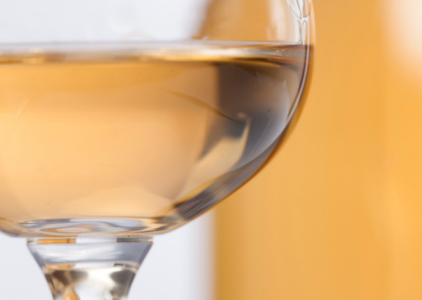 甘くて美味しい「アイスワイン」とは？特徴やおすすめ銘柄、飲み方を紹介 イメージ画像