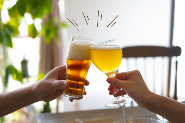 ラガービールとエールビールの違いは発酵にあった！ビールの基本となる味や温度などを徹底解説 | SAKE Mania