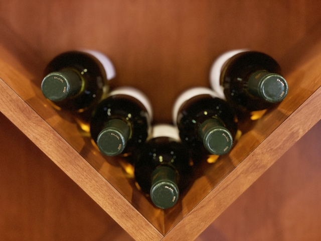 ワインの樽熟成と瓶熟成に違いはあるの ワインの熟成方法についても紹介 Sake Mania ワインの樽熟成と瓶熟成に違いはあるの ワインの熟成方法についても紹介 Sake Mania