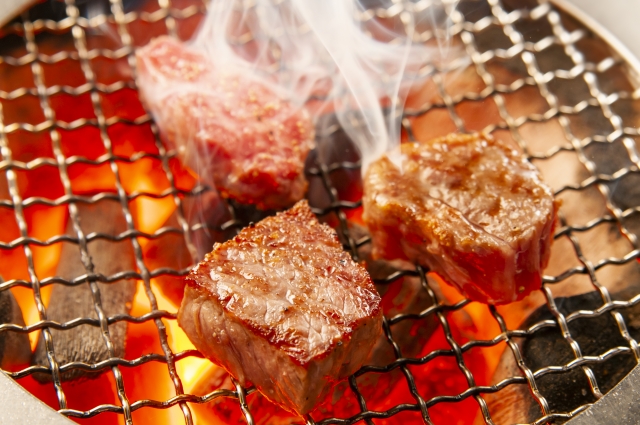 焼肉に一番合うお酒とは？味、部位別に10種類のお酒で検証！ イメージ画像1