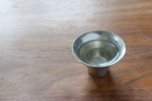 錫？陶器？ガラス？種類や材質で味が変わる！「酒器」にこだわって、日本酒をもっと美味しく楽しもう イメージ画像9