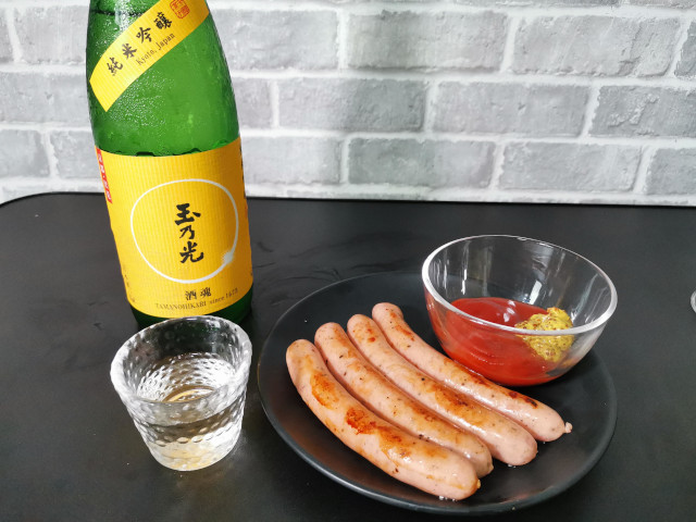 ペアリング_ソーセージ　日本酒